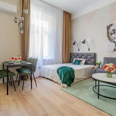 شقة Charm - Ac - Double Bed - Party & Sights Nearby