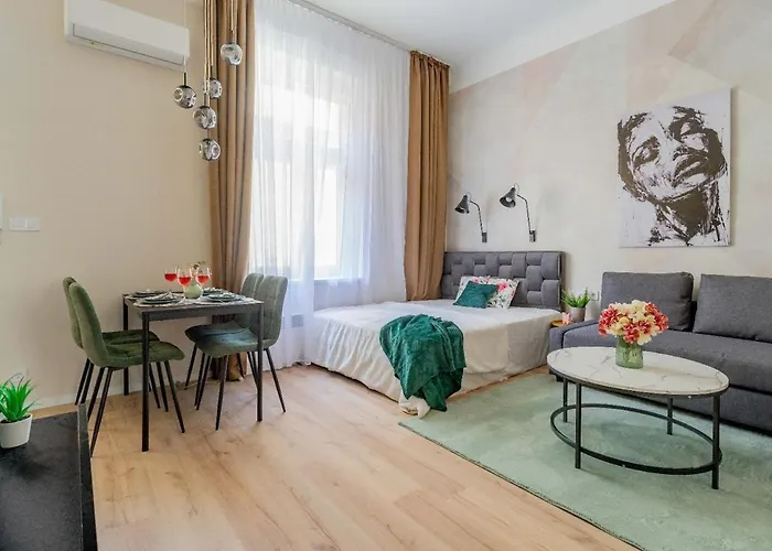 Apartmán Charm - Ac - Double Bed - Party & Sights Nearby